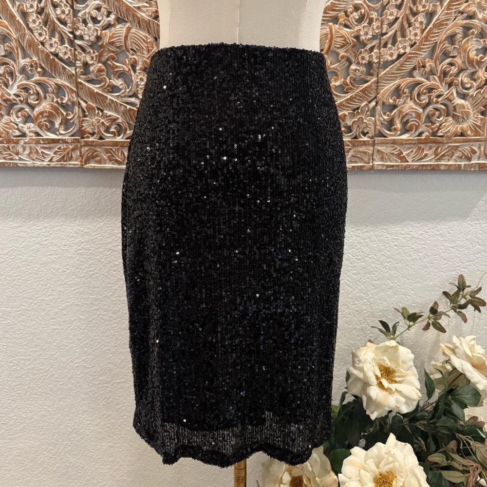 Cable & Gauge Black Sparkle Sequin Mini Skirt - Picture 3 of 11